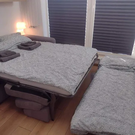 Mieszkanie 1-pokojowe Z Darmowym Parkingiem * Varsovie